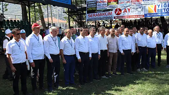 Başkan Akdenizli'den Selamlama Turu