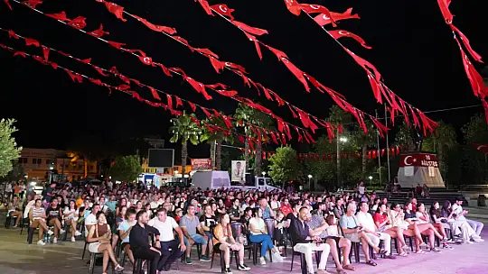 Şampiyonluk Coşkusu Atapark'ta Yaşandı