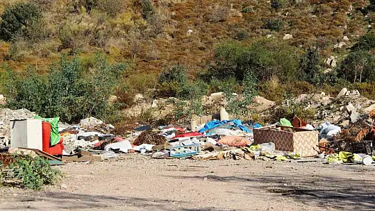 AFAD 'Afet ve acil durum toplanma alanı' kaçak hafriyatla doldu