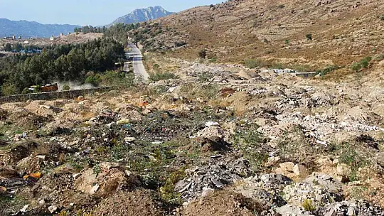 AFAD 'Afet ve acil durum toplanma alanı' kaçak hafriyatla doldu