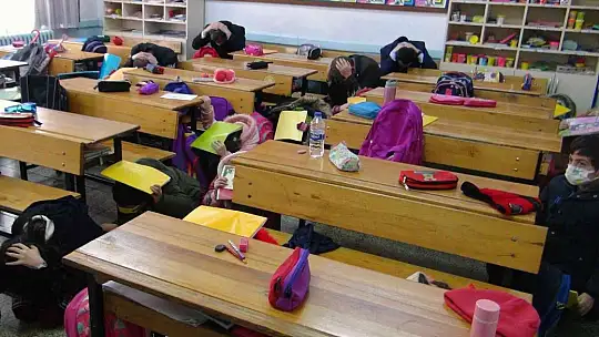 AFAD'dan deprem anı tahliye tatbikatı