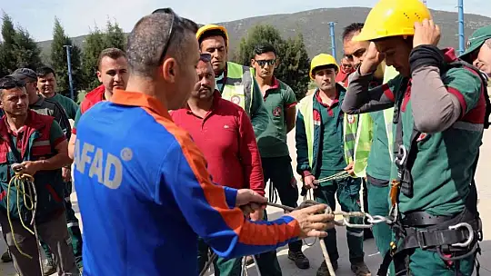 AFAD uzmanlarından Menteşe Belediyesi personeline eğitim