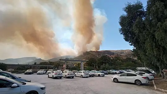 Alevler santrale yaklaştı