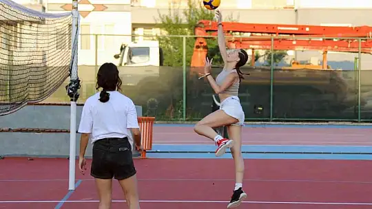 Ali Fuat Özge spor kompleksi açıldı