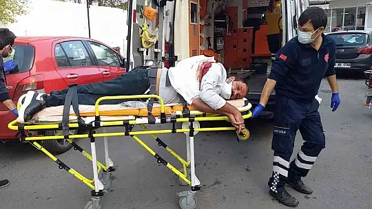 Alkollü şahıslar birbirine girdi: 1 yaralı