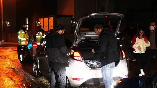 Alkollü sürücü üflememek için direndi