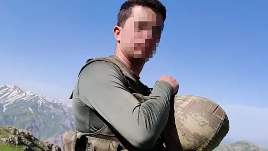 Amcasını ve kuzenlerini, kardeşinin vurduğunu öne sürdü