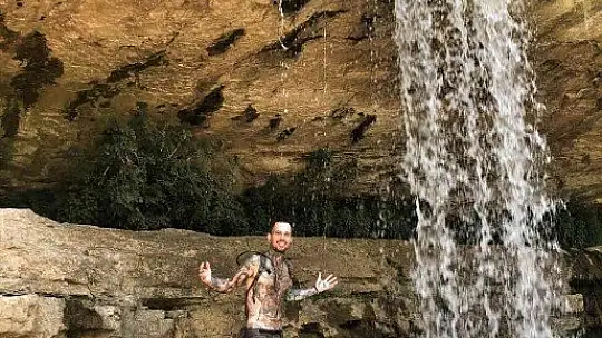 Amerikalı dövme sanatçısı motoru ile dünyayı geziyor