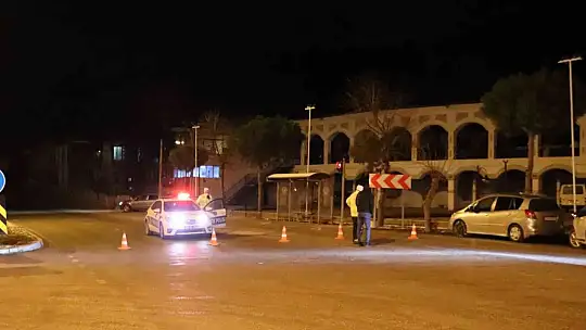 Antalya ile Muğla karayolu 7 saat sonra ulaşıma açıldı