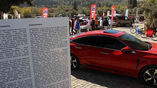 Antik kentte araba fuarı