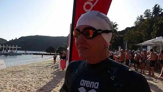 AQUAMASTERS YÜZME ŞAMPİYONASININ İLK GÜNÜ TAMAMLANDI