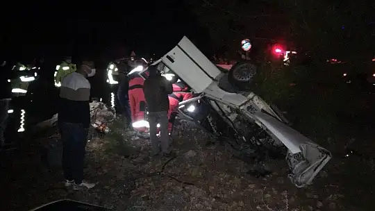 Araçta sıkışan vatandaşı itfaiye ekipleri kurtardı