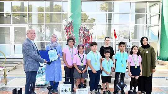 Dereceye giren objelere ödülleri verildi