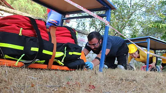 UMKE Gönüllülerine Komando Eğitimi