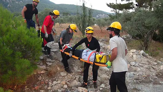 UMKE Gönüllülerine Komando Eğitimi