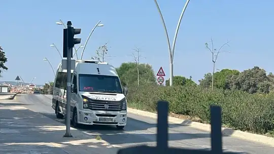 1 saatte 15 araç cezadan kaçamadı