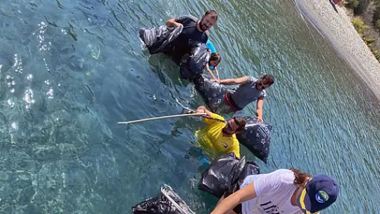 Fethiye'de kıyı temizliği
