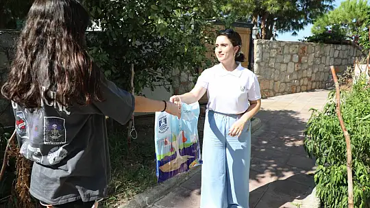 Öğrencilere kırtasiye yardımı