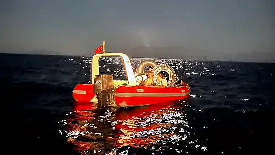 15 Günde Bin 107 Düzensiz Göçmen ve 81 Organizatör Yakalandı