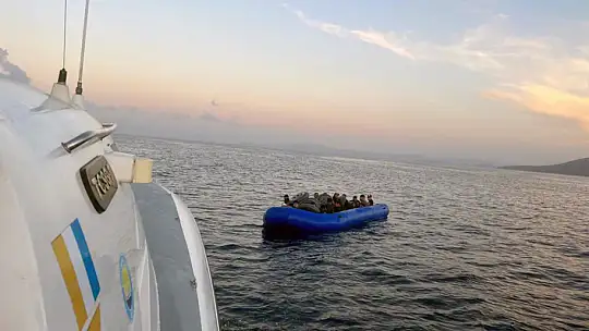 15 Günde Bin 107 Düzensiz Göçmen ve 81 Organizatör Yakalandı