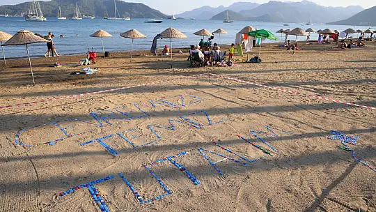 Plastik Kapaklarla Çevre Mesajı Verildi