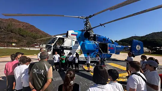 Öğrencilerden anlamlı davranış