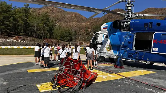 Öğrencilerden anlamlı davranış