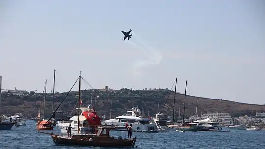 Bodrum'da nefes kesen gösteri