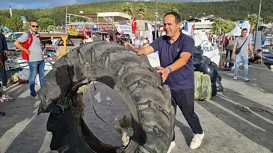 Deniz dibi'nin temizliği yapıldı