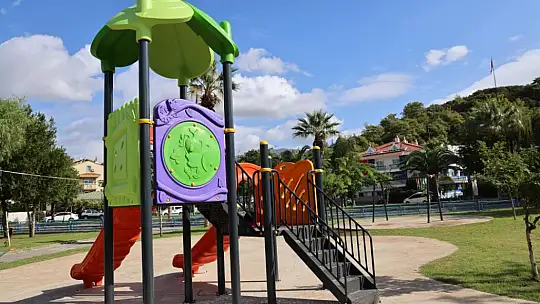 Marmaris'te parklar yenileniyor