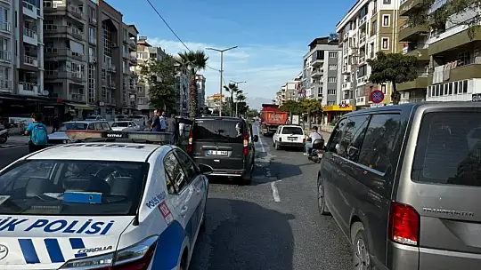 Milas'ta zincirleme trafik kazası: 1'i çocuk 2 kişi yaralandı