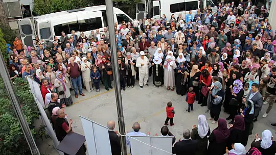 Vatandaşlar Dualar Eşliğinde Uğurlandı