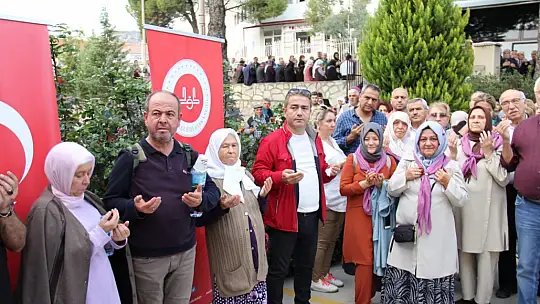 Vatandaşlar Dualar Eşliğinde Uğurlandı