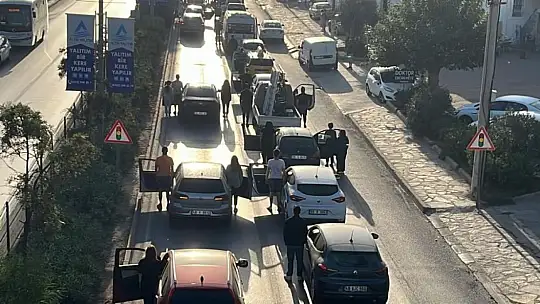 Saat 09.05'te Bodrum'da hayat durdu