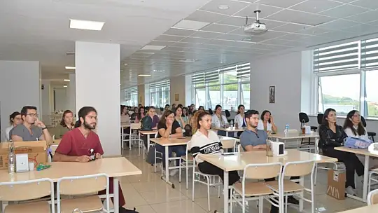 MEAH'de güvenli kan transfüzyonu ve hemovijilans eğitimi verildi