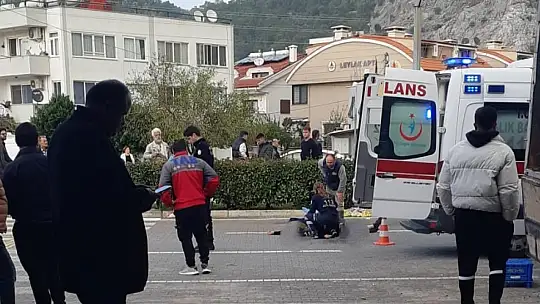 Otomobilin çarptığı kadın hayatını kaybetti
