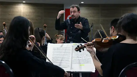 Muğla Büyükşehir Türkan Saylan'ın 88. Doğum Günü'nü Konserle Kutladı