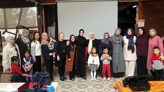 Köyceğiz'de aile değerleri seminerleri sürüyor