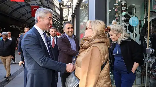 Başkan Oktay esnaflarla bir araya geldi