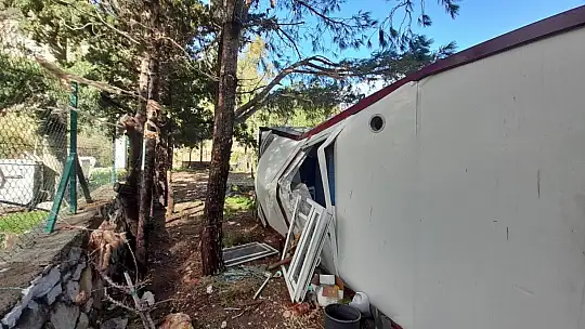 Marmaris'teki fırtınadan en çok Çiftlik Koyu zarar gördü