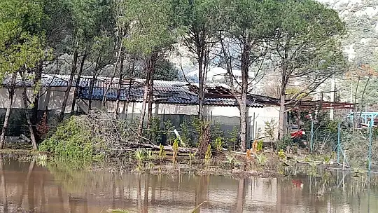 Marmaris'teki fırtınadan en çok Çiftlik Koyu zarar gördü