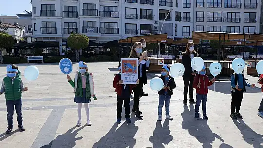 Muğla'yı turuncudan maviye boyayalım
