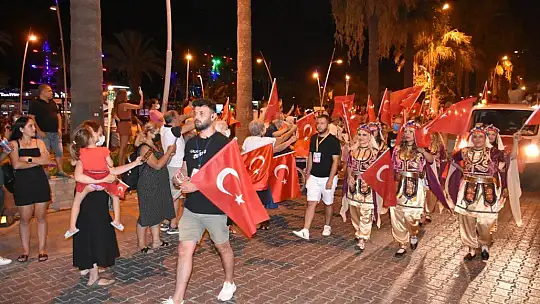 30 Ağustos Zafer Bayramı Marmaris'te coşkuyla kutlandı
