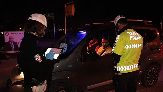 Trafik ekiplerinden alkol uygulaması