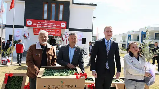 ÖREN'DE ÜRETİCİLERE 100 BİN ITRİ BİTKİ DAĞITILDI