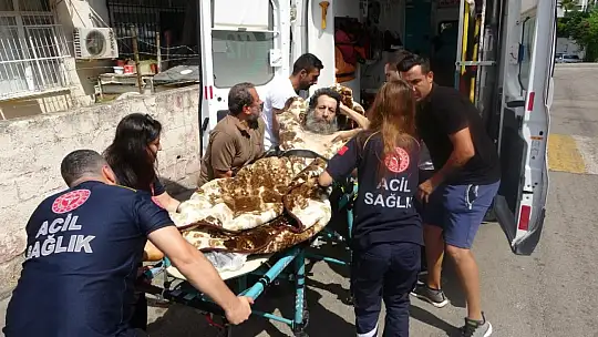 Babasını Çöp Evde Ölüme Terk Edilmiş Halde Buldu