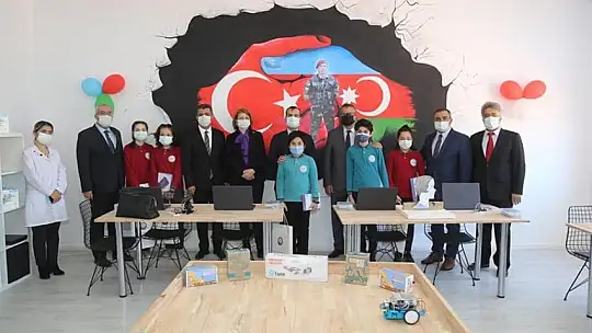 Çameli Kaymakamlığı'ndan robotik kodlama sınıfı