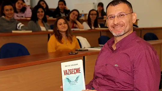 Azmi ile örnek oldu