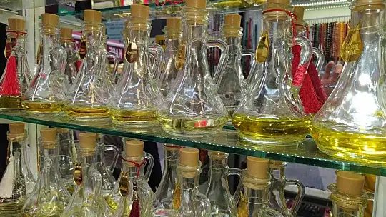 Balinanın kusmuğundan yapılan bu kokunun kilosu 16 bin lira