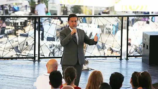 Başkan Ahmet Aras, personeli İle bayramlaştı